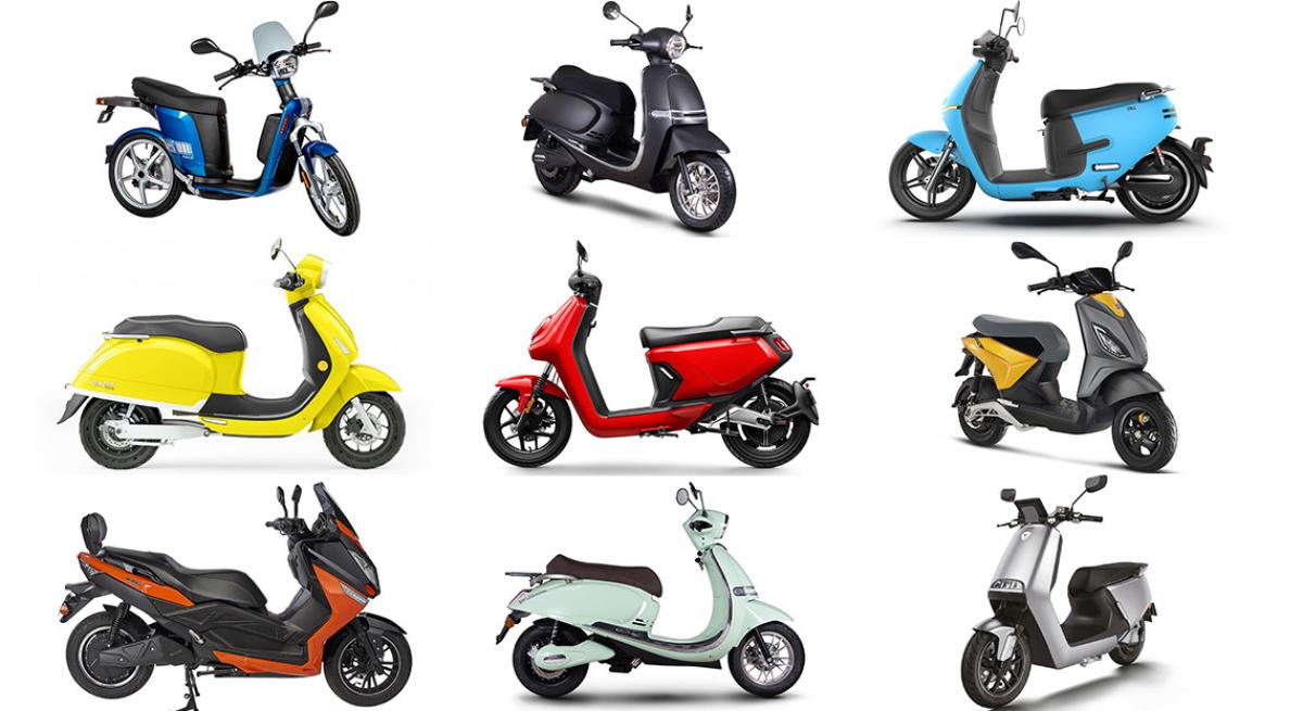Motos et scooters